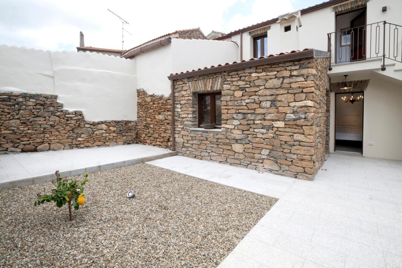 Сasa de vacaciones Casa Tipica Nel Borgo Antico Armungia